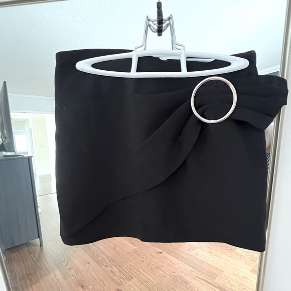 *2/$15* NWT Black Skirt - Picture 1 of 2